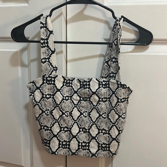 Charlotte Russe snakeskin tank top crop top - Picture 1 of 2